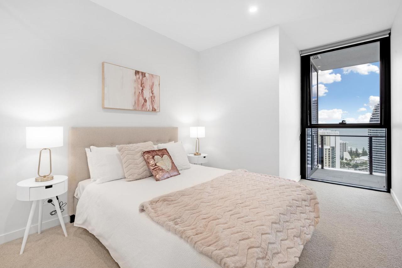 Lamour Ocean View Apartment I In Casino Broadbeach - Free Parking-195Cm Gold Coast Exterior photo